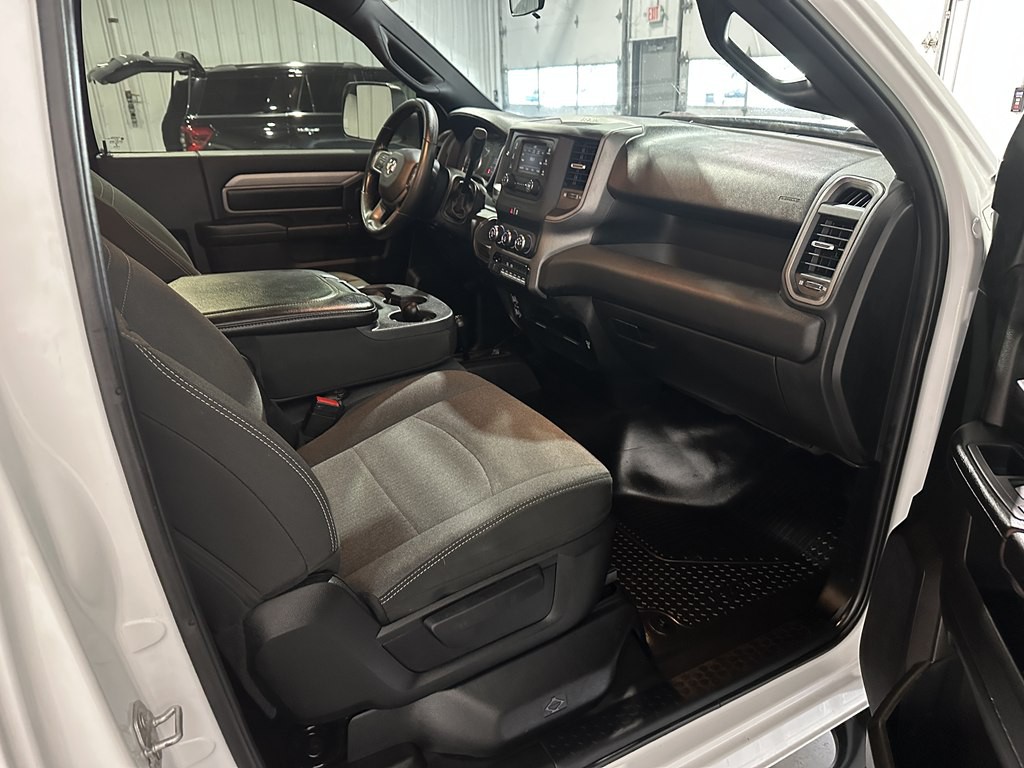2022 RAM 3500 Image 8