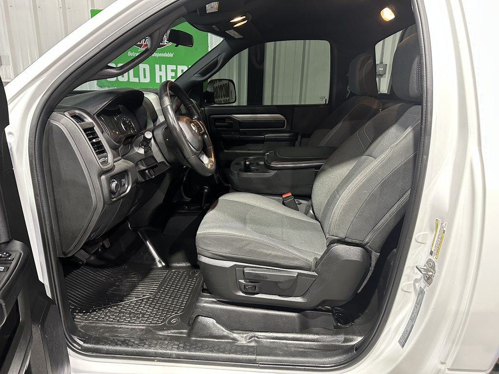 2022 RAM 3500 Image 10