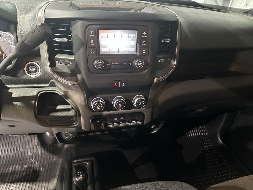2022 RAM 3500 Image 14