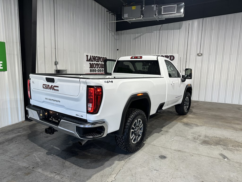 2024 GMC 2500 Image 18