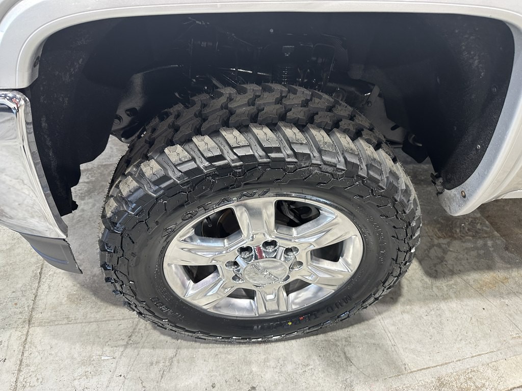 2017 GMC Sierra 2500 Image 3