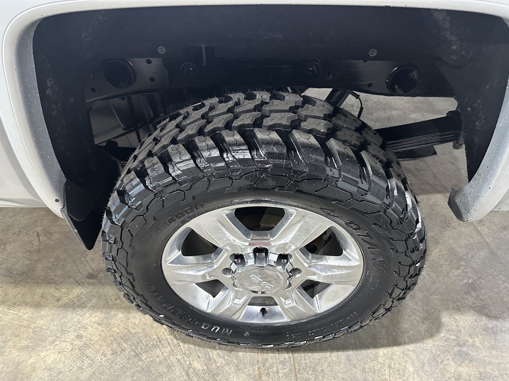 2017 GMC Sierra 2500 Image 4