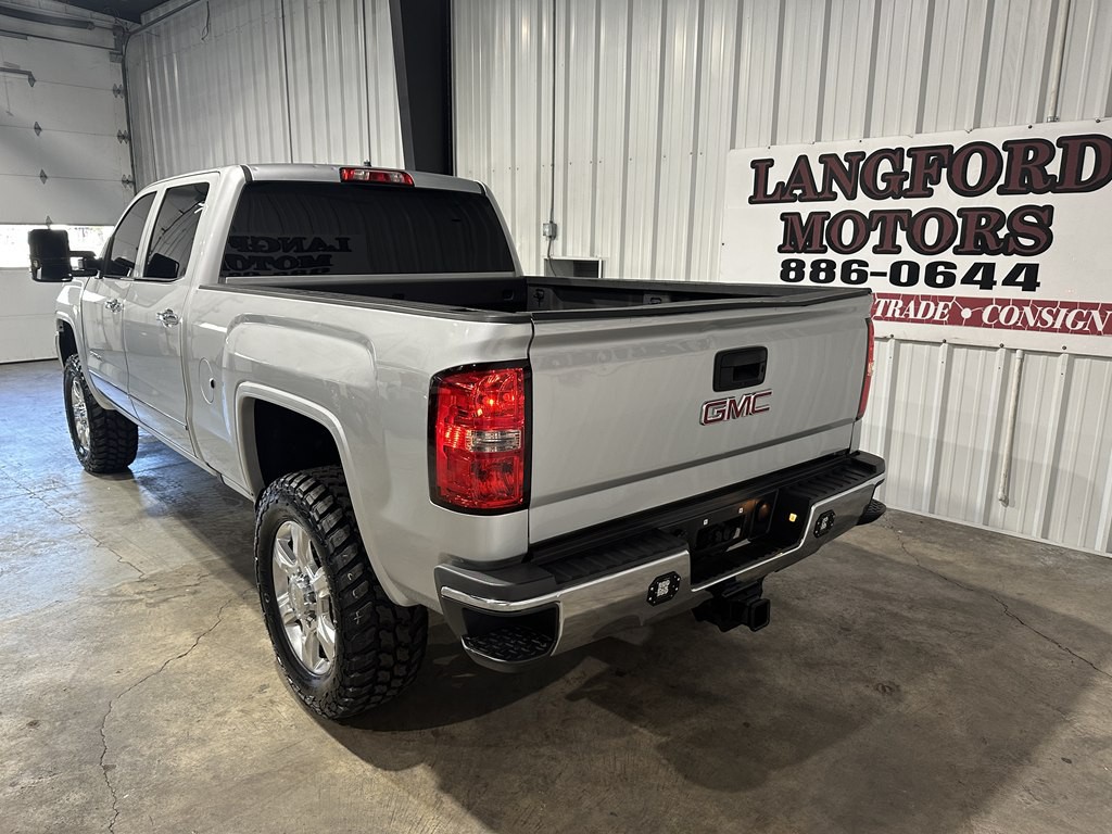 2017 GMC Sierra 2500 Image 5