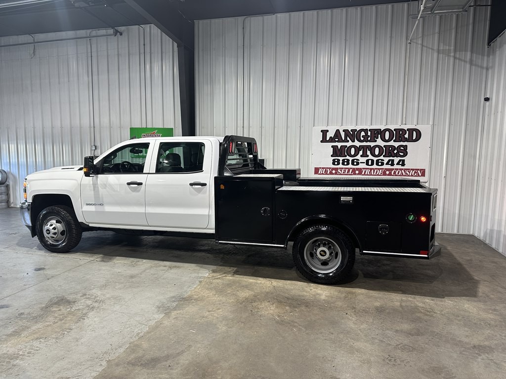 2019 Chevrolet Silverado 1500 Image 1