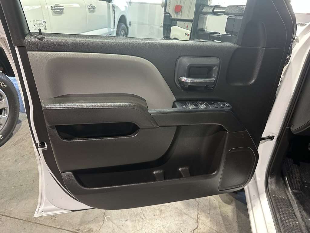 2019 Chevrolet Silverado 1500 Image 15