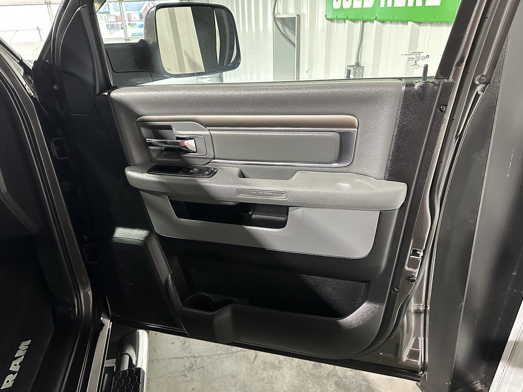 2017 RAM 2500 Image 11