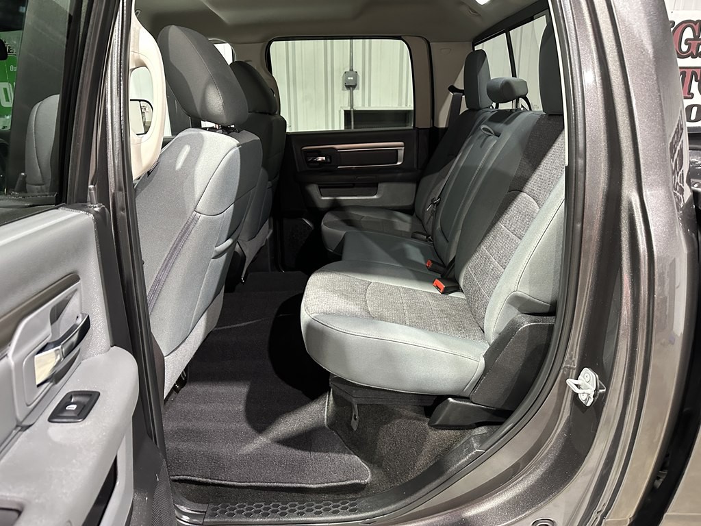 2017 RAM 2500 Image 12