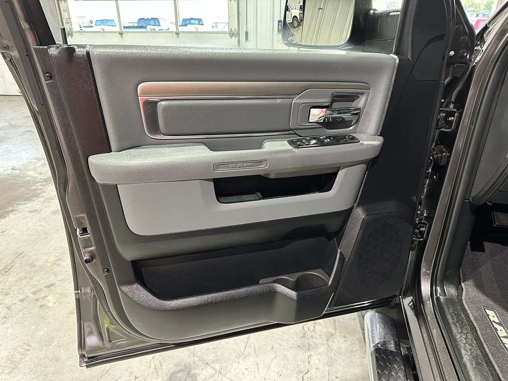 2017 RAM 2500 Image 14