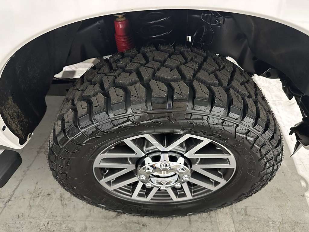 2015 Ford F-250 Image 8