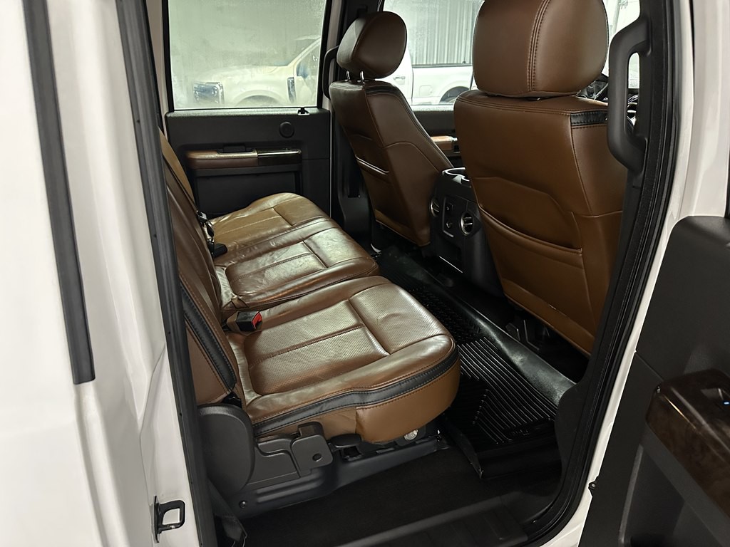 2015 Ford F-250 Image 9