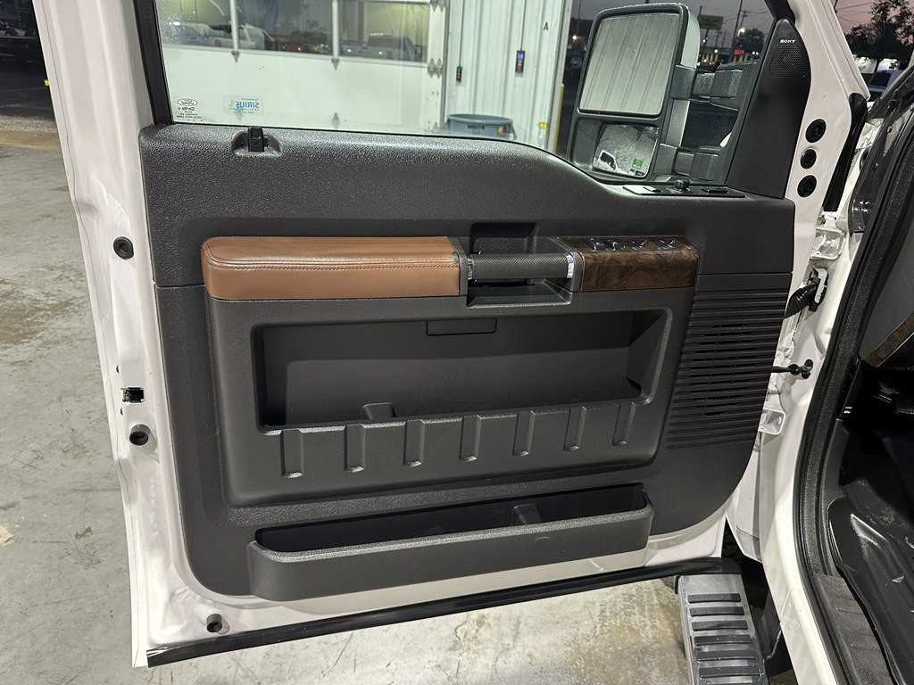 2015 Ford F-250 Image 14