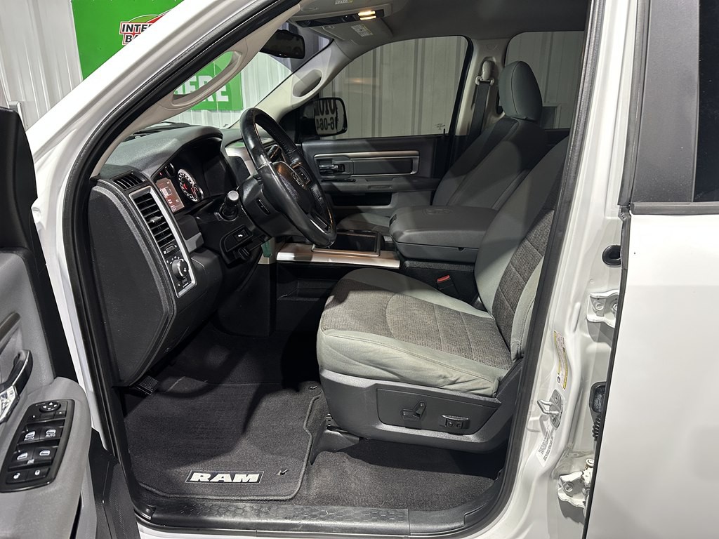 2014 RAM 3500 Image 13