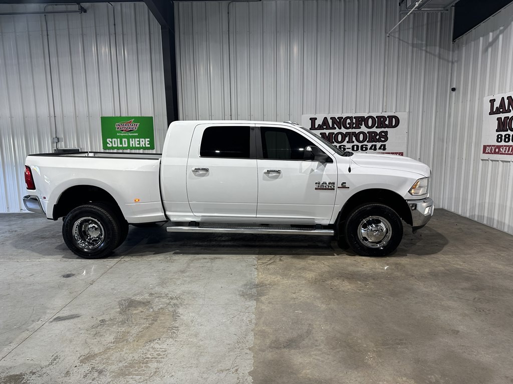 2014 RAM 3500 Image 21