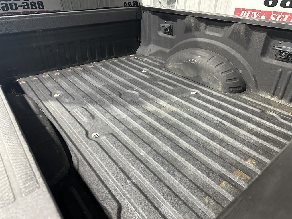 2021 Ford F-250 Image 6