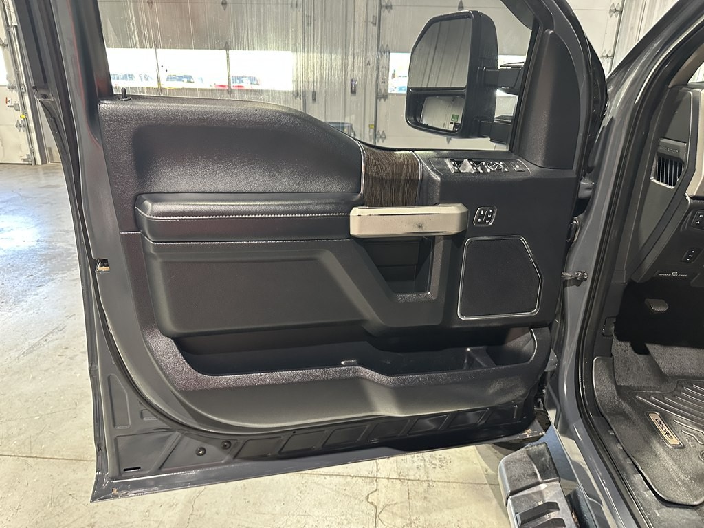 2021 Ford F-250 Image 14