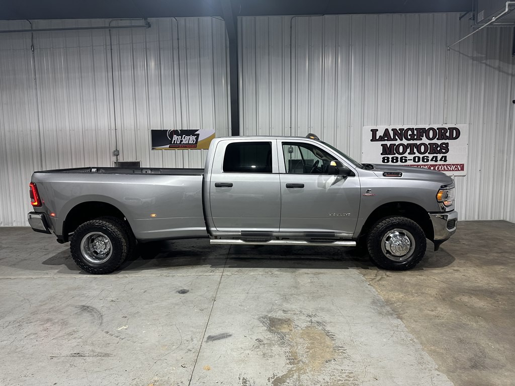 2020 RAM 3500 Image 21