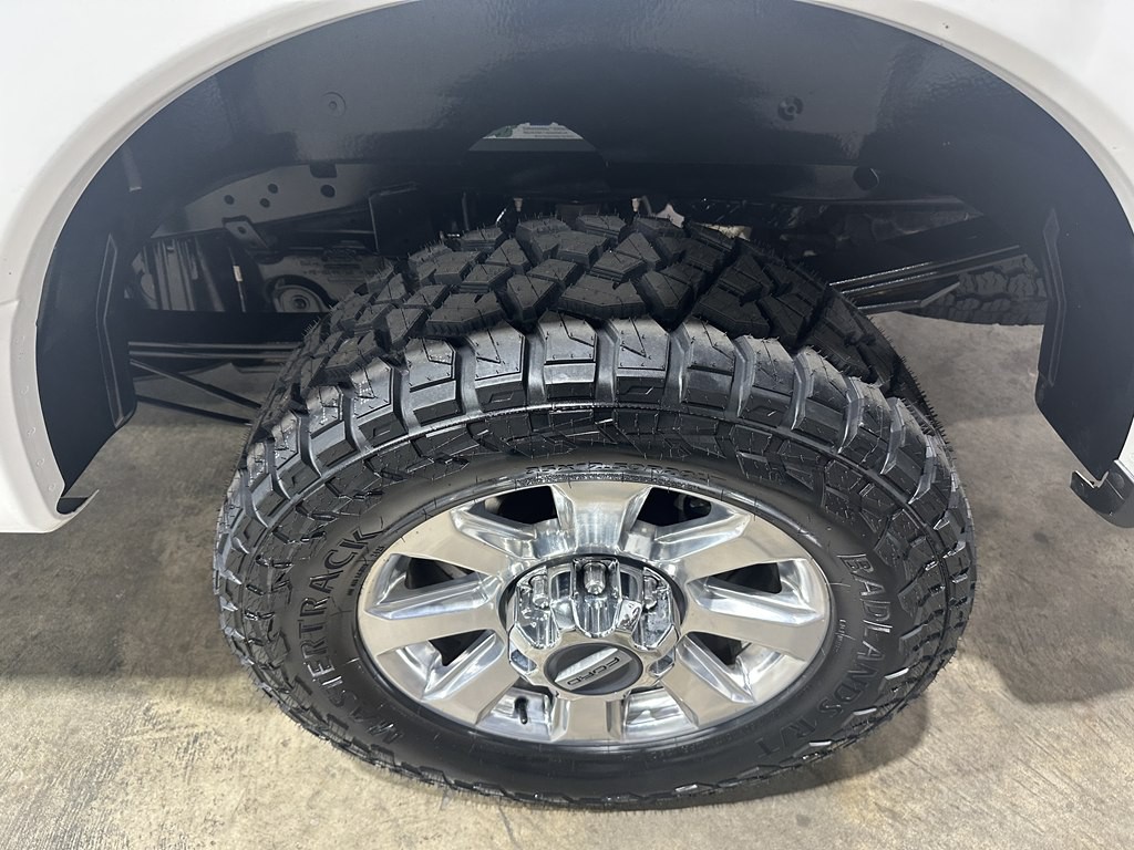 2017 Ford F-250 Image 4