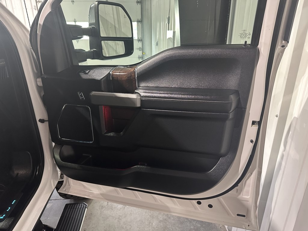 2017 Ford F-250 Image 11