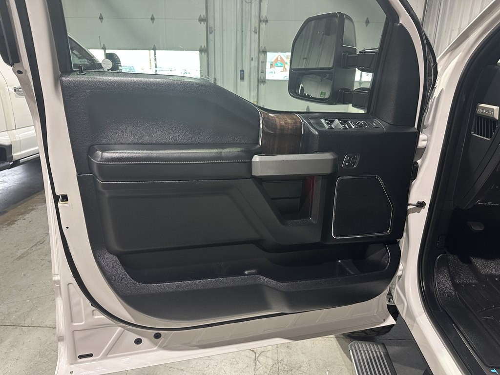 2017 Ford F-250 Image 14