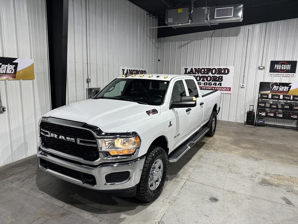2022 RAM 2500 Image 2