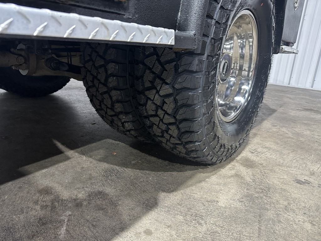 2004 Chevrolet Silverado 1500 Image 4