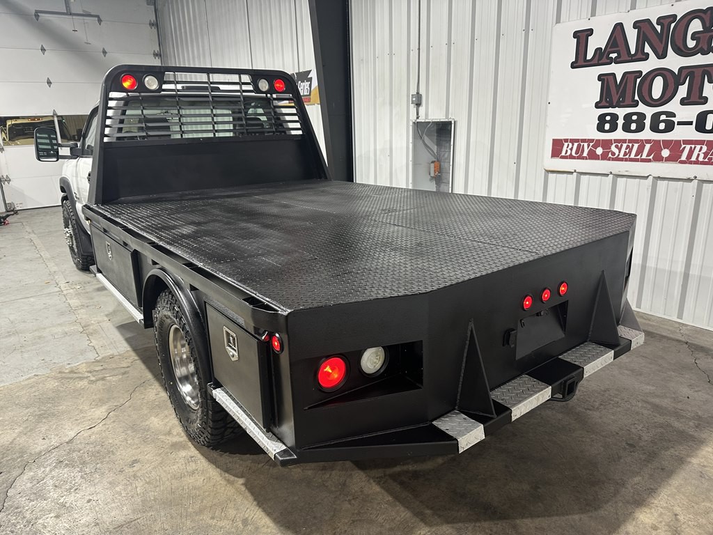 2004 Chevrolet Silverado 1500 Image 6