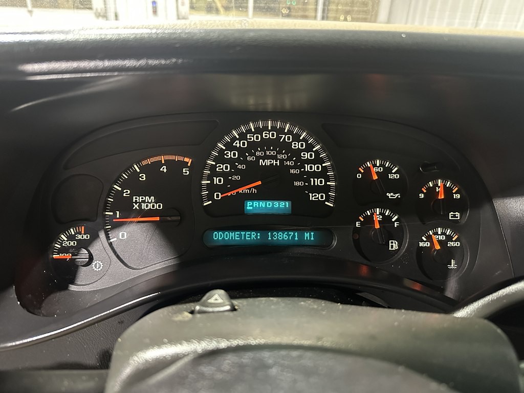 2004 Chevrolet Silverado 1500 Image 13