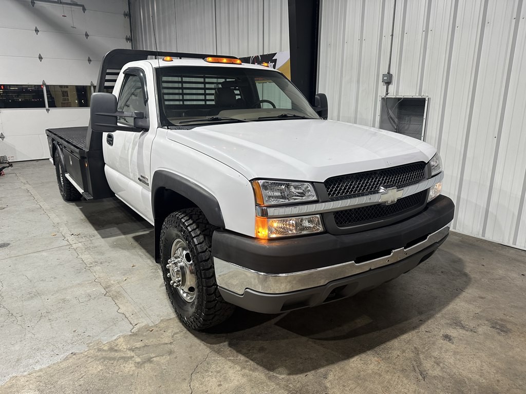 2004 Chevrolet Silverado 1500 Image 19
