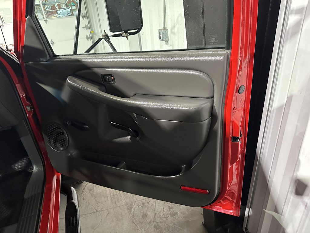 2006 Chevrolet Silverado 1500 Image 9