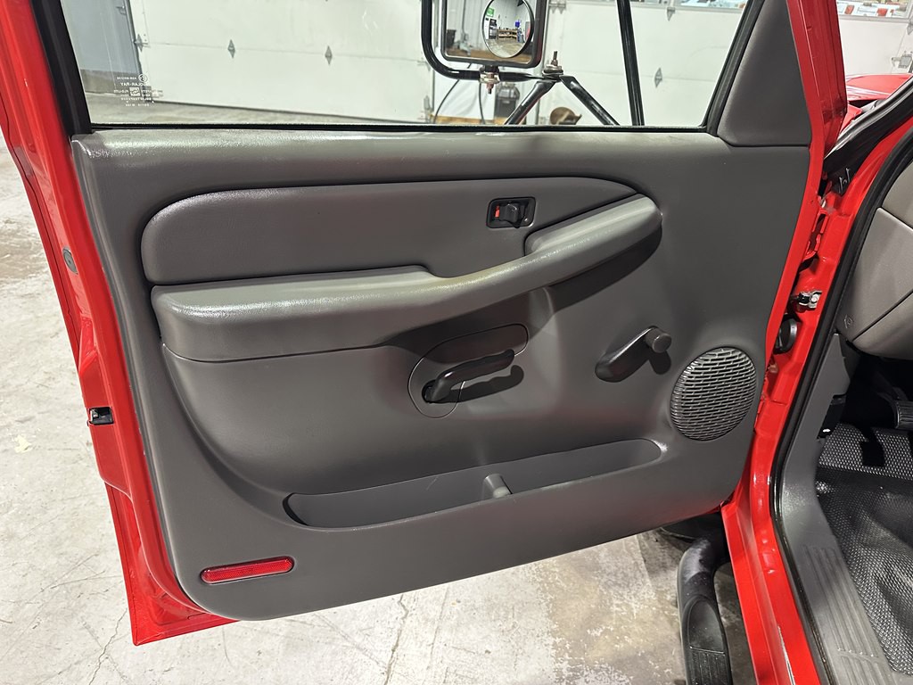 2006 Chevrolet Silverado 1500 Image 11