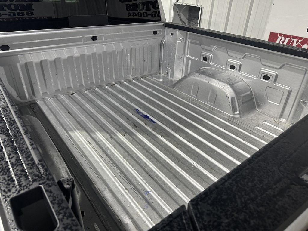 2020 GMC Sierra Image 6