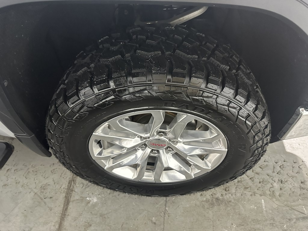 2020 GMC Sierra Image 8