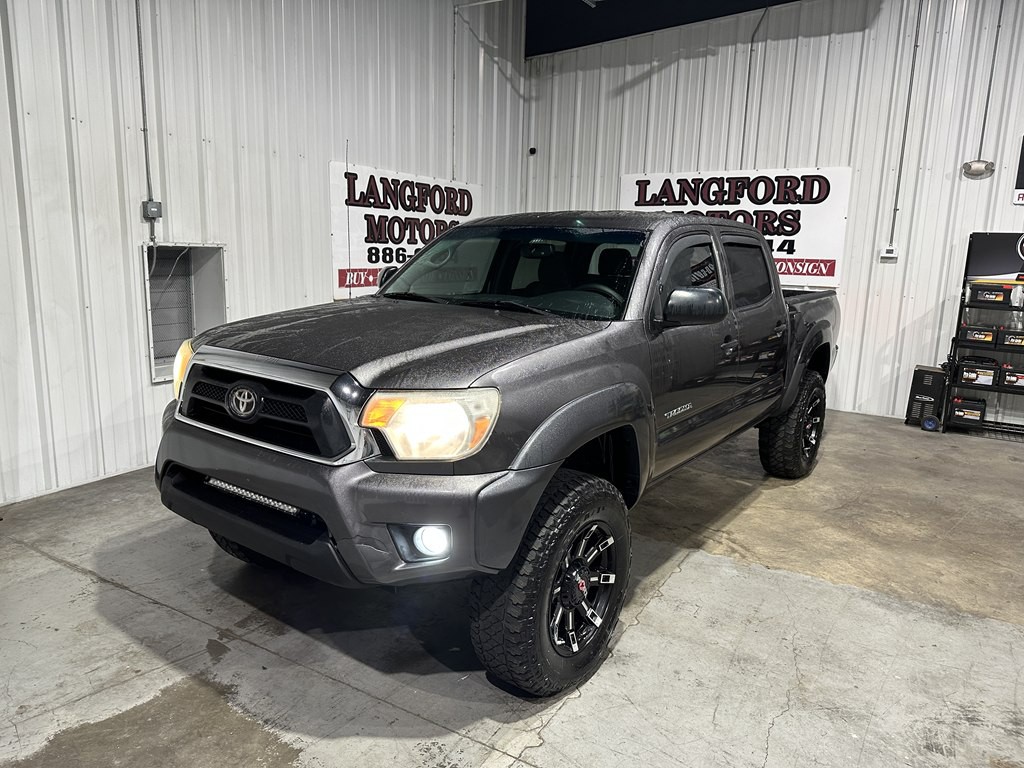 2012 Toyota Tacoma Image 2