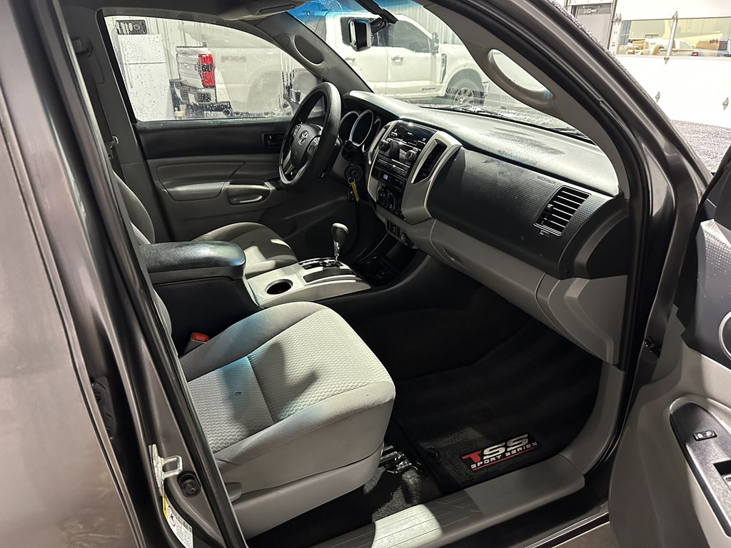 2012 Toyota Tacoma Image 10