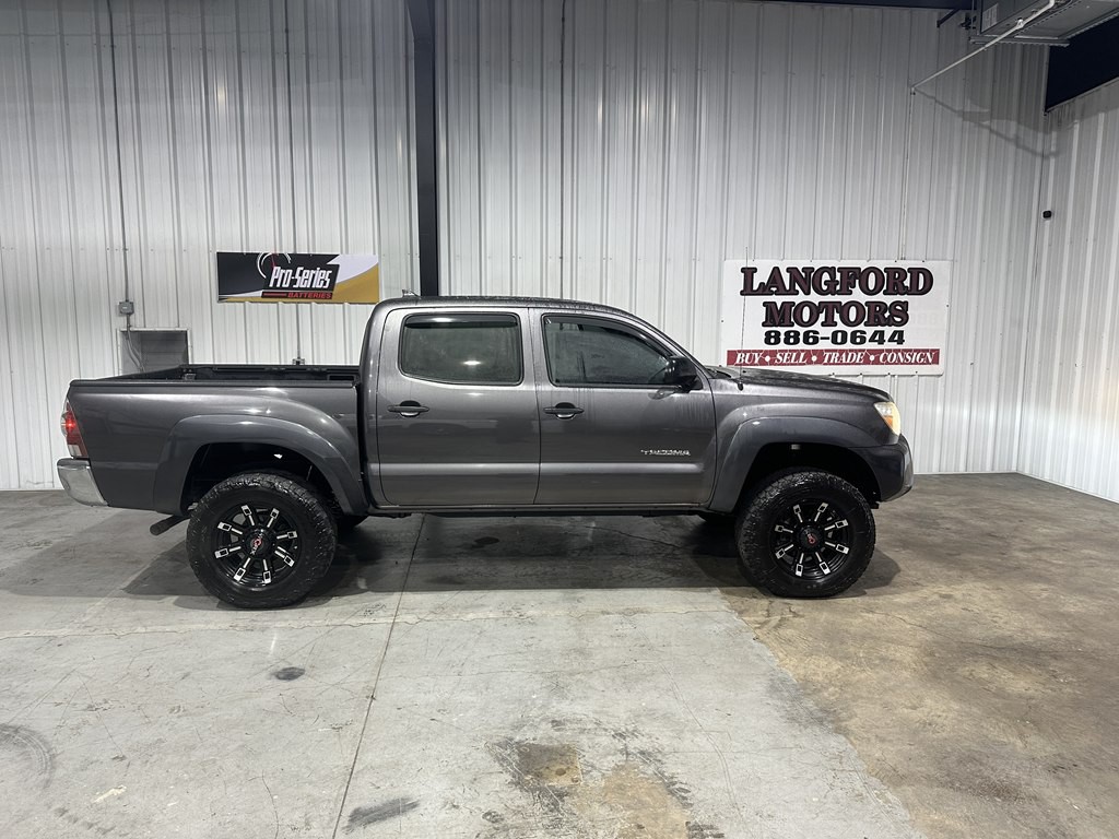 2012 Toyota Tacoma Image 21