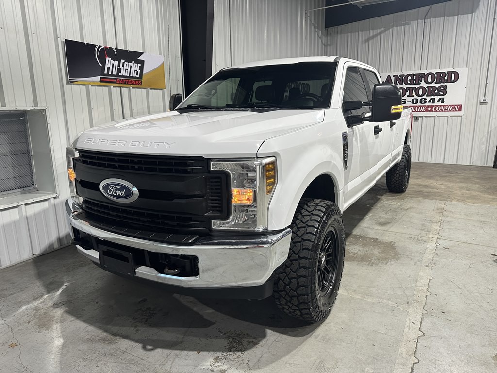 2019 Ford F-250 Image 2