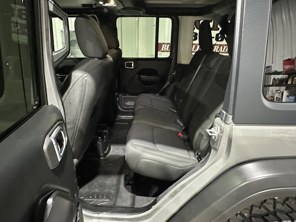 2021 Jeep Wrangler Unlimited Image 12