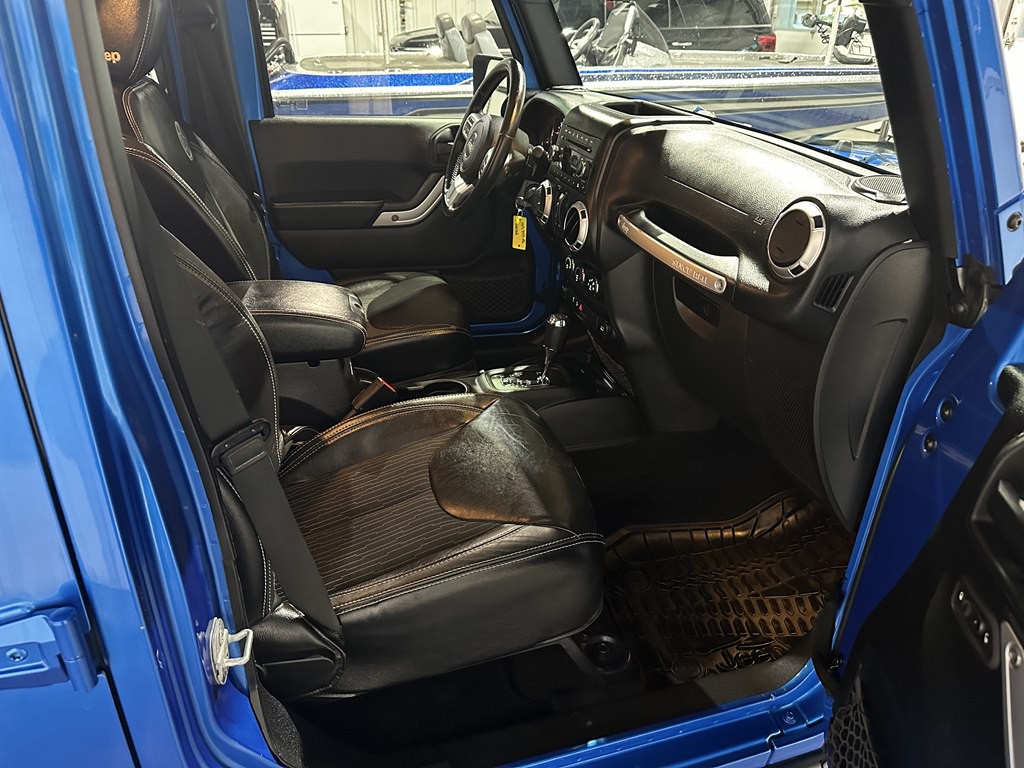 2015 Jeep Wrangler Image 9