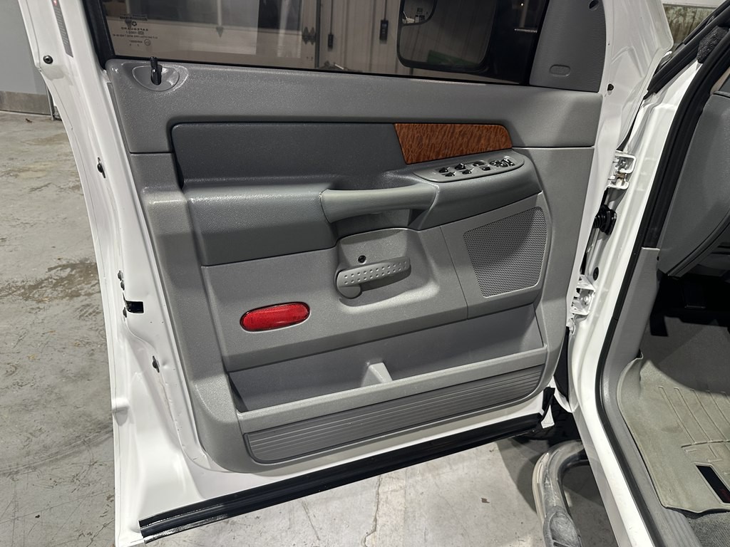 2006 Dodge Ram 3500 Image 14