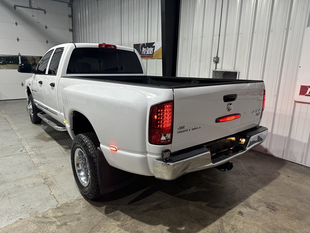 2006 Dodge Ram 3500 Image 21