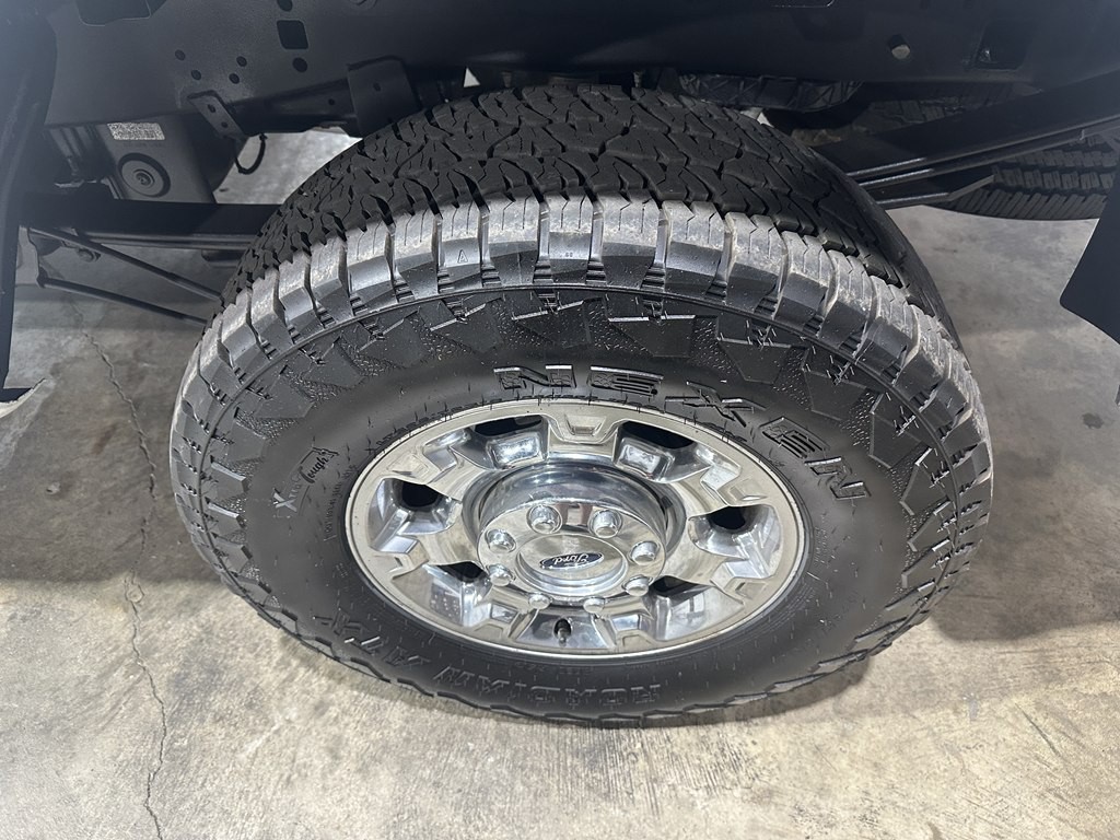 2017 Ford F-250 Image 4