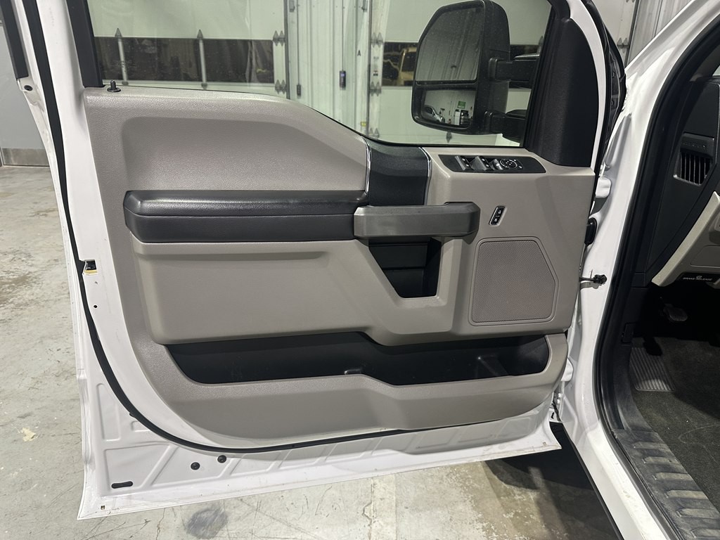 2017 Ford F-250 Image 15