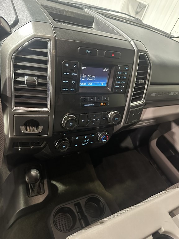 2017 Ford F-250 Image 18