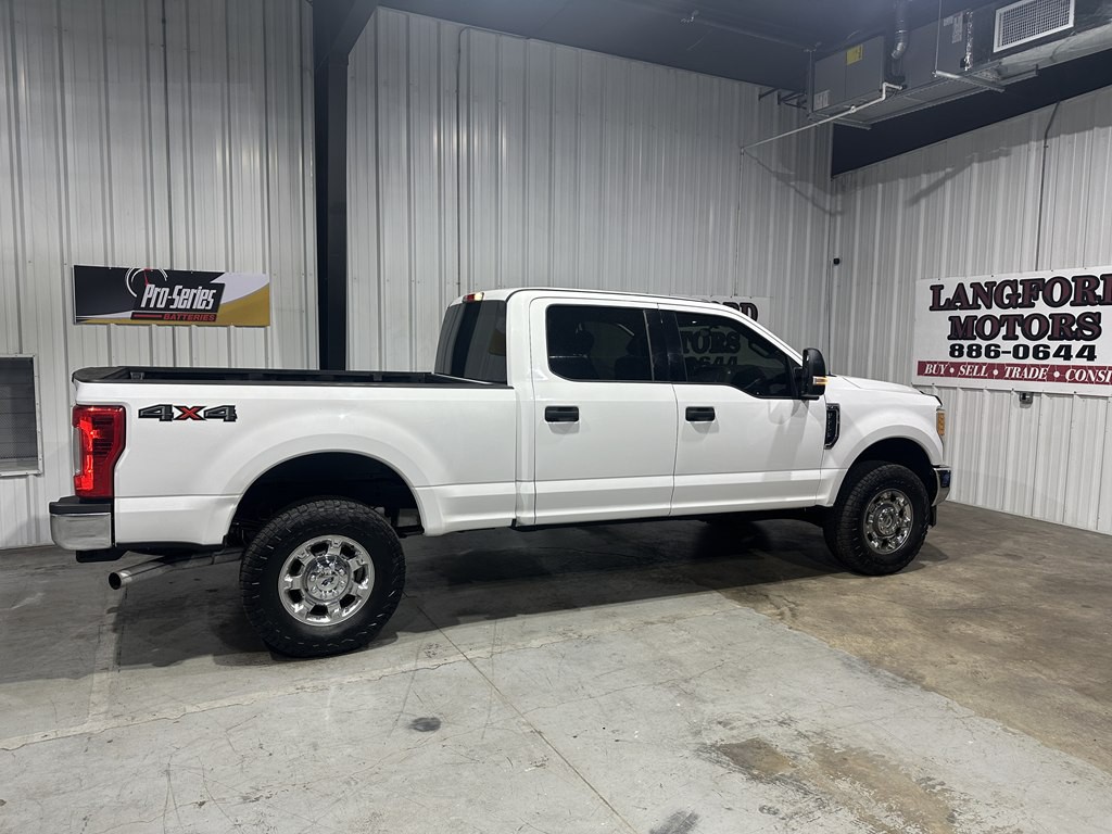 2017 Ford F-250 Image 22