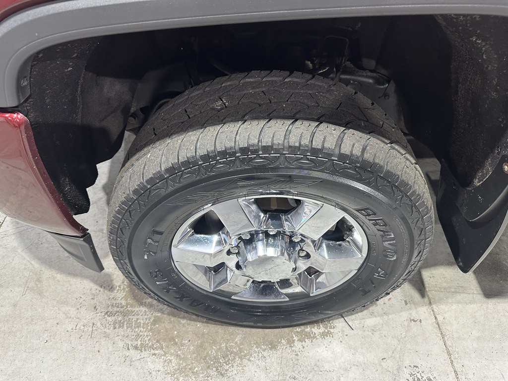 2016 GMC Sierra Image 3