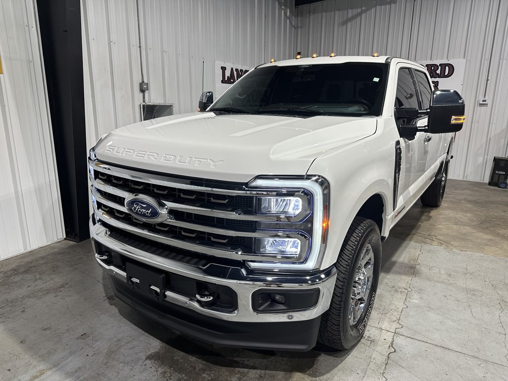 2024 Ford F-350 Image 2