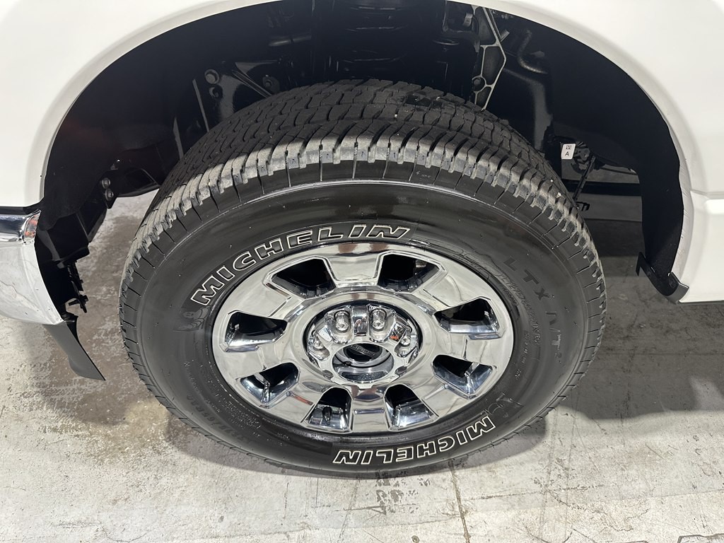 2024 Ford F-350 Image 3