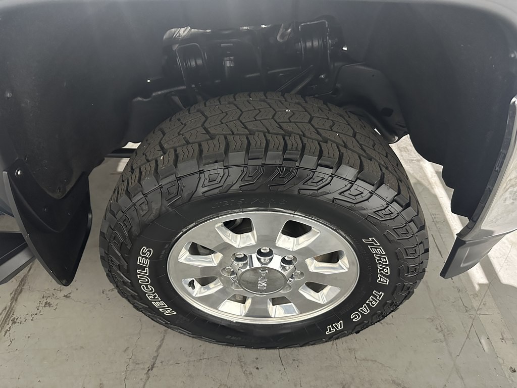 2015 GMC Sierra Image 8