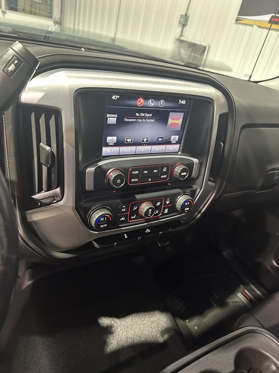 2015 GMC Sierra Image 17