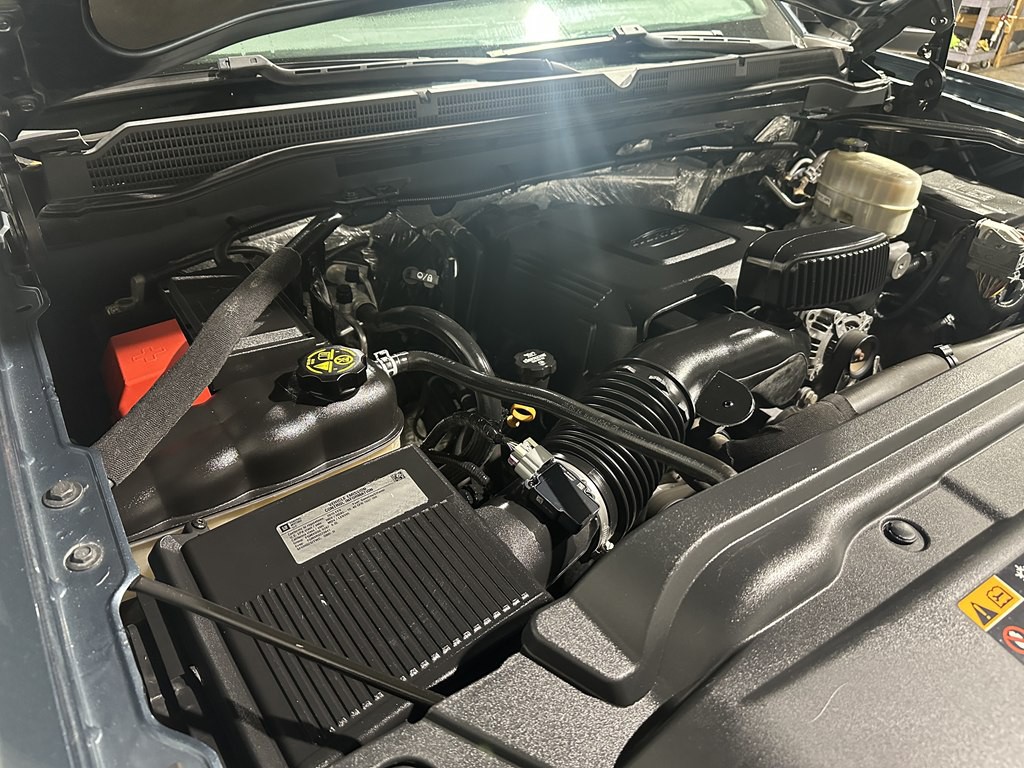 2015 GMC Sierra Image 18